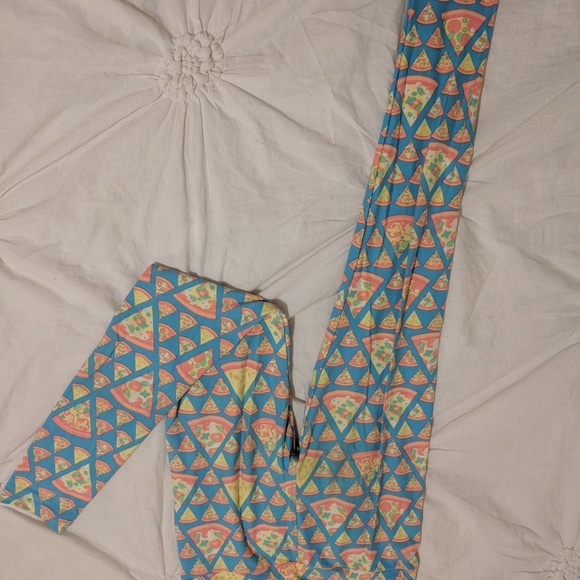LuLaRoe Pizza Print Legging - Picture 2 of 3